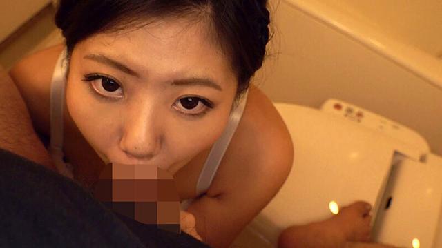 フェラチオ三昧300分！神の舌技を持つ女の子だけを厳選した22名の口淫ご奉仕！超豪華プレミアムベスト！！ サンプル画像 1