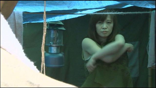 ド迫力 変態人妻熟女 露出狂/マスカキ中毒/公衆便所 サンプル画像 15