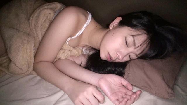 媚薬入り睡眠薬で昏●状態の美少女たちに夜●い中出し！！8人8中出しVol.3 サンプル画像 11