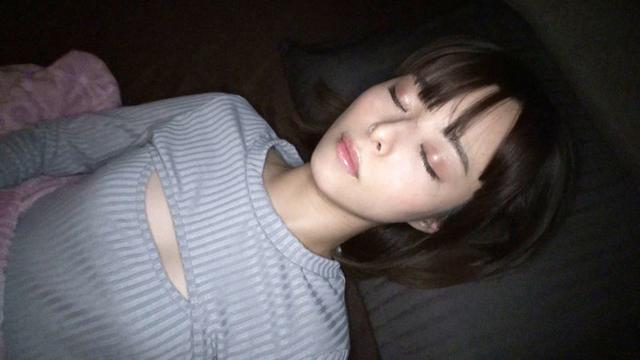 媚薬入り睡眠薬で昏●状態の美少女たちに夜●い中出し！！8人8中出しVol.6 サンプル画像 1