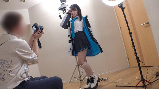 母乳で復活撮れてハメれるレイヤーとオフパコ撮影会♪ヤれる伝説の被写体母乳吹きまくり快感アクメ りまちゃん 25歳 サンプル画像 1