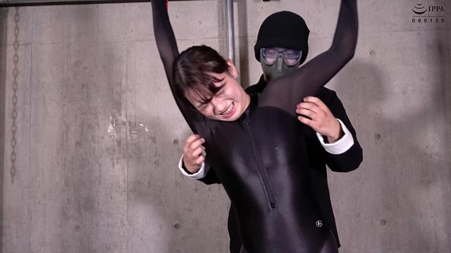 捕われの女スパイ！吊り拘束くすぐり尋問 志摩ことり サンプル画像 5