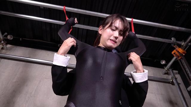 捕われの女スパイ！吊り拘束くすぐり尋問 志摩ことり サンプル画像 9