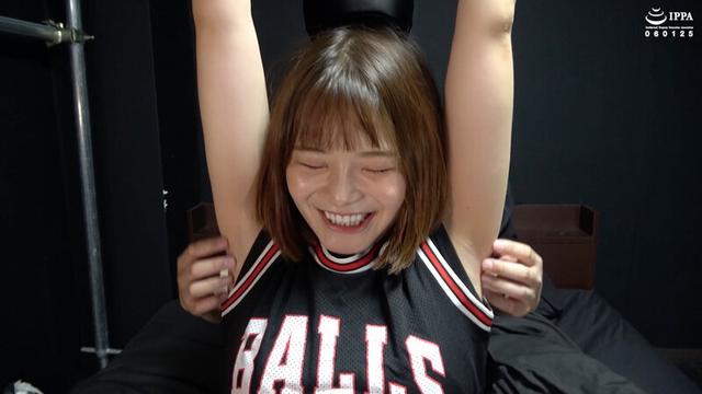 「これそくすぐりストレッチ！ 笑い悶えながらも体を伸ばす知的なお姉さん」わかしラボVol.033-2 七堂蓮未 サンプル画像 4