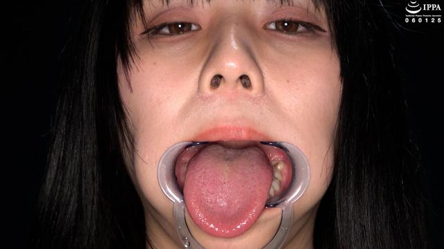 【歯・口内フェチ】足裏をくすぐりられて喜ぶいまどき女子の口内観察！ 奥菜みさき サンプル画像 11