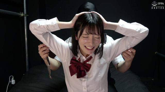 アイドルのくすぐりバラエティ！制服でくすぐりガマンゲーム！ 宇佐美みおん サンプル画像 5