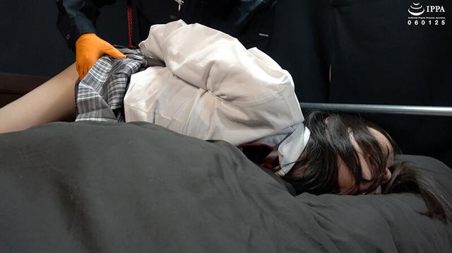 「制服少女を海老反り拘束！ 新たな弱点発見で笑い転げる真冬ちゃん！」わかしラボ WAKA-068 雪奈真冬 2 サンプル画像 9