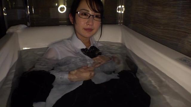 文系P活美少女に14時間ずっと舐めハメされて 神坂ひなの サンプル画像 18