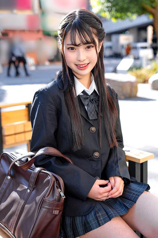 吹奏楽部と軽音部を兼任している超多忙ガール！！部活と部活の合間を縫って色んな男とSEXしまくるパワフル娘に大量中出し！！ サンプル画像 2