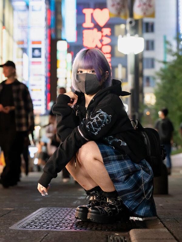 無感情、冷徹、興味なし、これがトー横女子のリアル ～だけど僕らのような●げられたいM男にはたまらないんです…～ るるちゃ サンプル画像 2