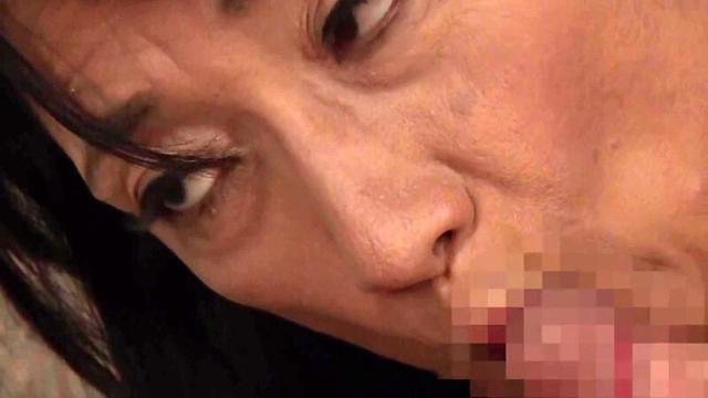 【熟乳首】肉垂れた乳房に黒くて大きな乳輪の母さん 原田ゆう子 息子棒を欲しがる母編 サンプル画像 7
