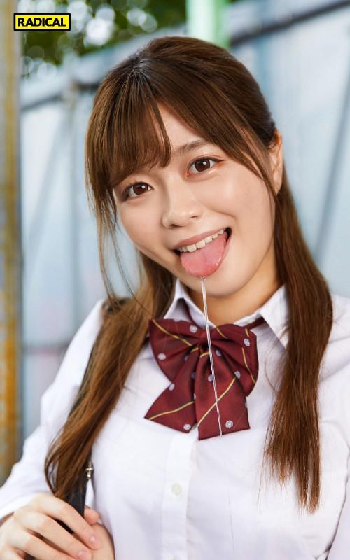 【VR】こんな場所で？！いきなり顔舐め唾まみれ…濃厚キスに飢えた女が突然あなたの唇を襲う いきなりベロちゅう唇レ○プ サンプル画像 20