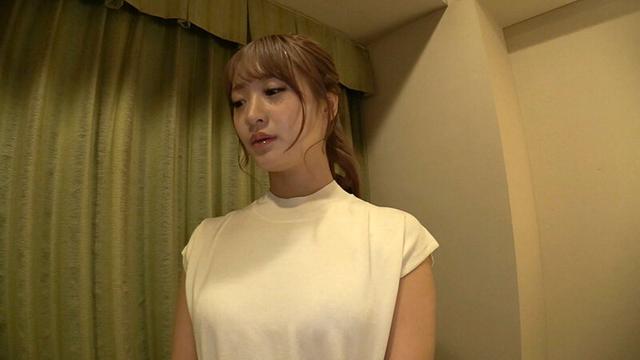 ワケありノーハンドフェラ若妻 みらい サンプル画像 1