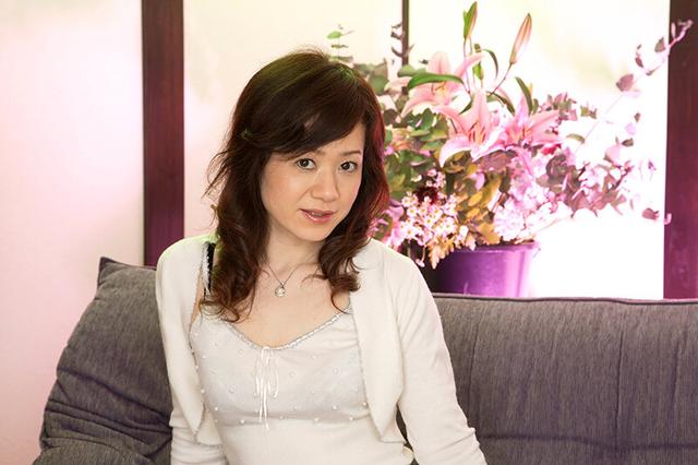 熟年ドラマ2編～親友の妻に焦がれて、人妻介護の内緒のアルバイト～ サンプル画像 18
