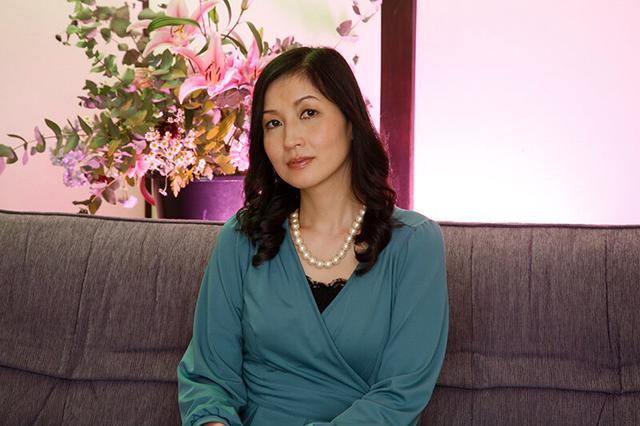 熟年ドラマ2編～親友の妻に焦がれて、人妻介護の内緒のアルバイト～ サンプル画像 19