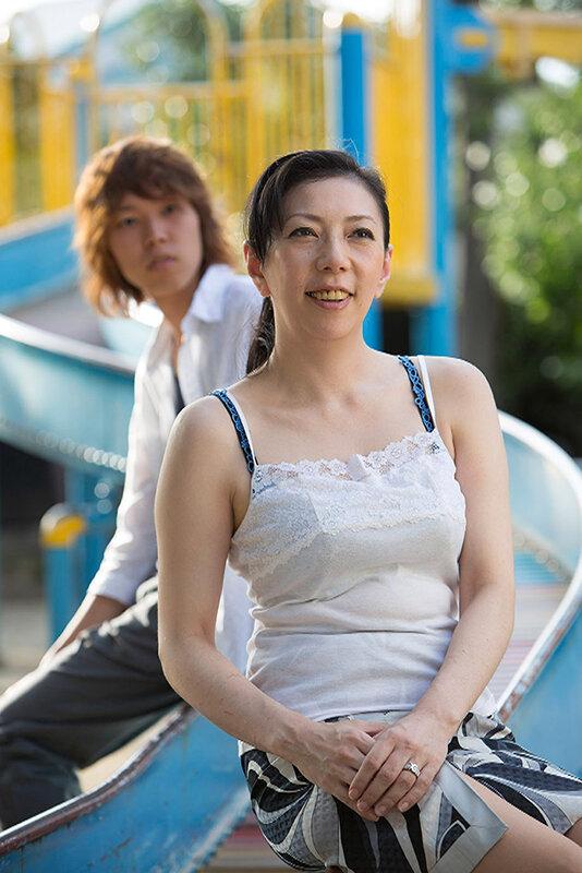 まさか！お母さんが最初の相手なんて…僕とお母さんの近親物語5編 サンプル画像 3