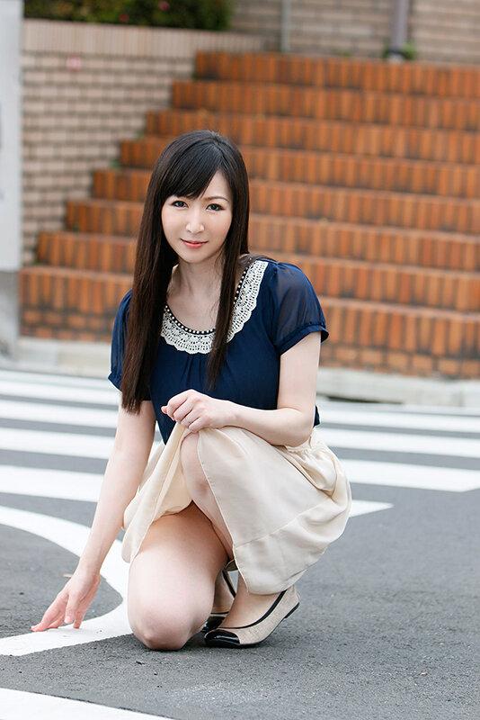 絶対にしてはいけない関係…夫にはとても見せられない、乱れたセックスが凄い！ サンプル画像 3