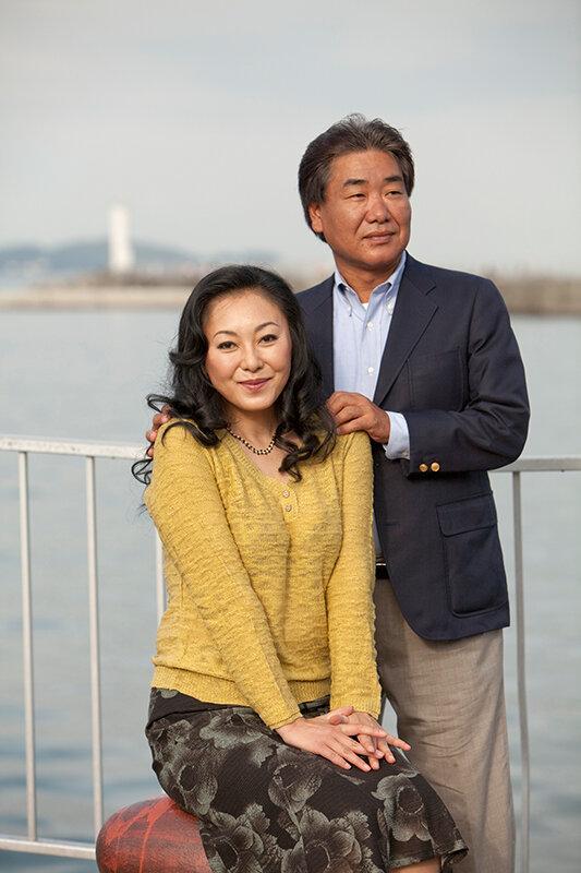 熟年フルムーン～夫婦で旅路～女友達との旅路での出会い～ サンプル画像 2