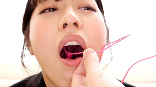 ～喉奥姦通～ 辻さくら サンプル画像 2