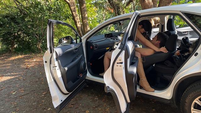 恥ずかしい！イヤイヤCAR SEXドキュメント 八乙女なな サンプル画像 11