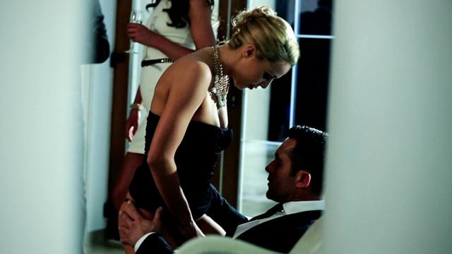 【Marc Dorcel】Orgy～乱●の快楽に溺れてしまったシャイな人妻～ サンプル画像 16