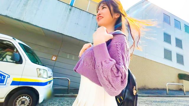 普段からエロい投稿をしまくって性欲が凄すぎると思われる調子乗ったSNSフォロワー数1万人超えの美女たちを強めなドッキリ？大乱交で本当にエロいのか試してみましたw サンプル画像 16