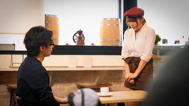 カフェレストランでカスハラ痴〇に合うパート妻【配信限定vol.1】 サンプル画像 3
