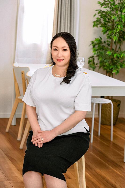 教え子が爆乳！爆尻！美熟女に豹変！我慢出来ない先生は… 若菜綾 サンプル画像 1