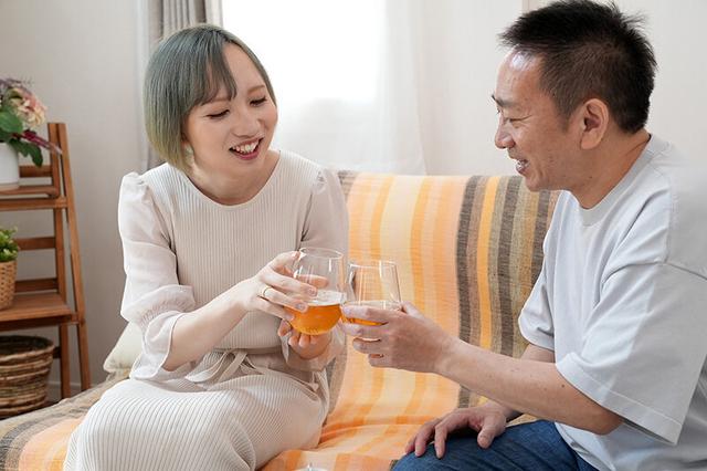 ナンパして連れ込んだら、デカチンの持ち主のニューハーフでした…。星野亜美 サンプル画像 3