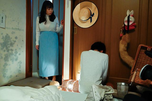 麗しの兄嫁 美人で普段から愛想のいいお義姉さんが実は凄い巨乳でオナニー大好き欲求不満女だということを僕は知っている…吉根ゆりあ サンプル画像 11