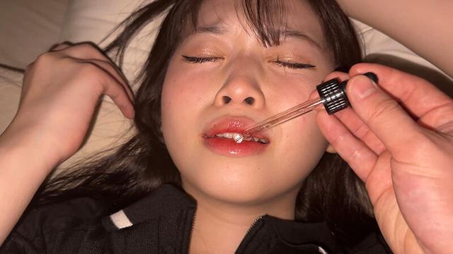 お花見【女子飲み・桜の名所・お酒と団子・千鳥足・非合法クスリ・イクイク・理性崩壊・中出し満開】狩り サンプル画像 9
