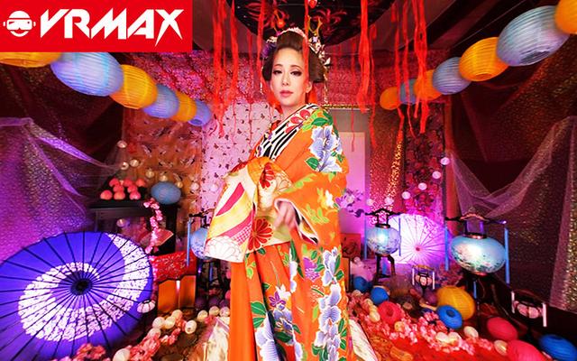 【VR】【HQ高画質】欲求不満女が謎の媚薬で幽体離脱！「気がつくと異空間へGoToトリップ！！花魁憑依」見せつけVR-AV史上初。超ナマ壺騎乗位、天井特化～有村のぞみ サンプル画像 9