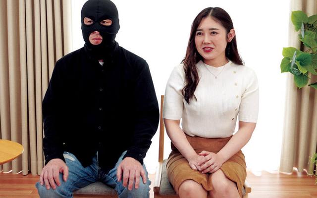 旦那の目の前でSEXする嫁 ガチなやつ 佳乃三つ葉 サンプル画像 1