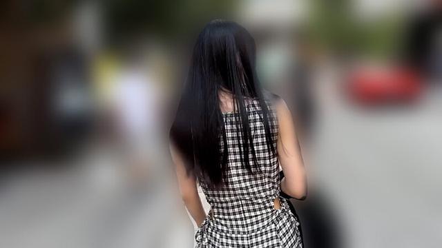 街角で声をかけてくすぐりさせてもらう 交渉上手な黒髪ギャル かなちゃん サンプル画像 1