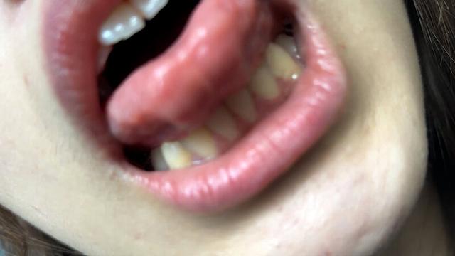 街角で声をかけて口内観察させてもらう 大学生 ゆゆちゃん サンプル画像 12