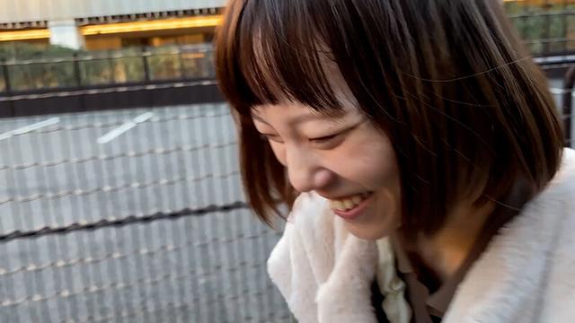街角で声をかけて口内観察させてもらう オーガニックスーパー勤務 はつみちゃん サンプル画像 2