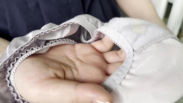 街角で声をかけてパンツの染みを見せてもらう 書店員 りかちゃん サンプル画像 14