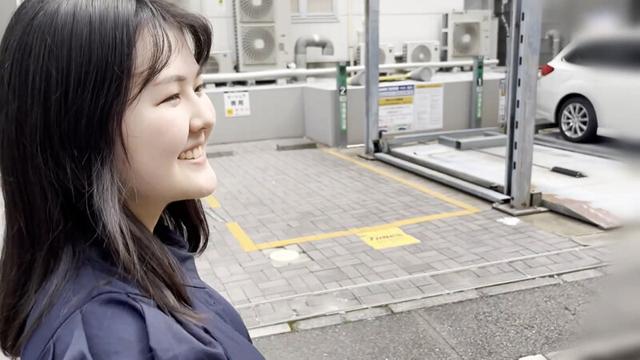 街角で声をかけてパンツの染みを見せてもらう 書店員 りかちゃん サンプル画像 2