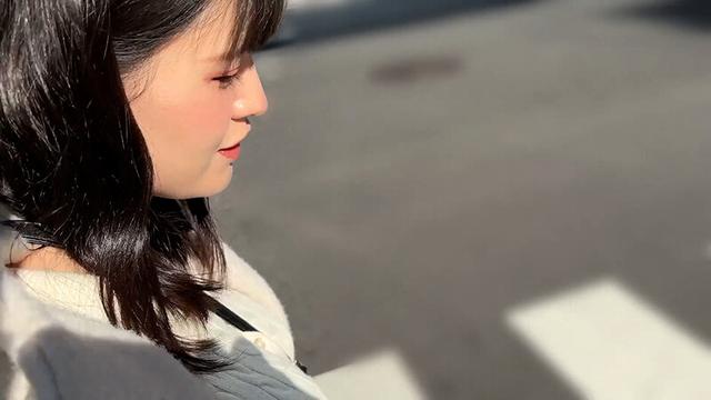 街角で声をかけてパンツの染みを見せてもらう コールセンターアルバイト あむちゃん サンプル画像 1