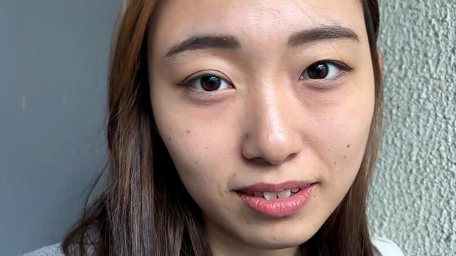 街角で声をかけてパンツの染みを見せてもらう 大学生 ゆゆちゃん サンプル画像 2