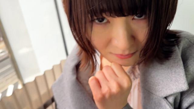 街角で声をかけてパンツの染みを見せてもらう 飲食店アルバイト みこちゃん サンプル画像 10