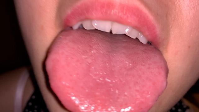 水沢つぐみの白いカス踊る舌苔採取 サンプル画像 2