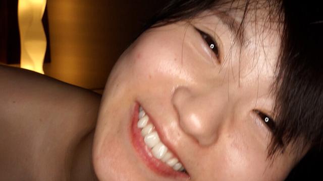 水沢つぐみにスマホ自撮りしながら鼻フェラしてもらったw サンプル画像 15