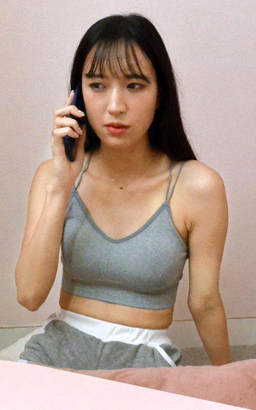 地味だったはずの幼馴染が盆休みに帰省してきた。すっかり陽キャになった彼女と2人っきりですごした濃密な1日。 楠木花菜 サンプル画像 19