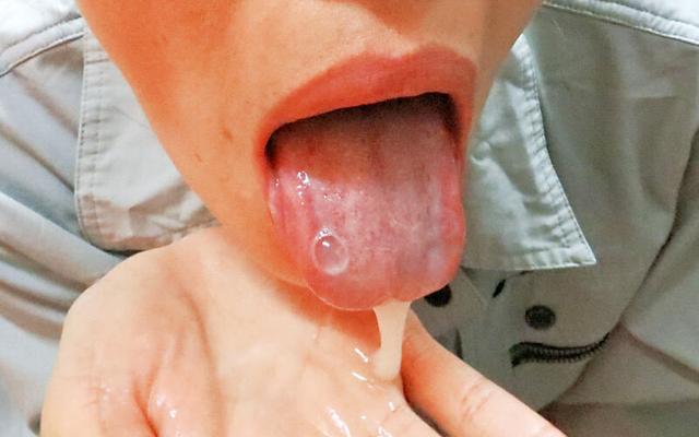 美熟女手コキ唾液フェラ搾りザーメン発射 2枚組 サンプル画像 9