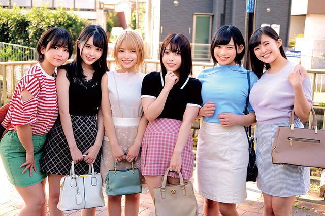 イケメンAV男優の凄テク我慢出来たら100万円！ママ友さんたち！童貞君と王様ゲームしてみませんか！？ サンプル画像 1