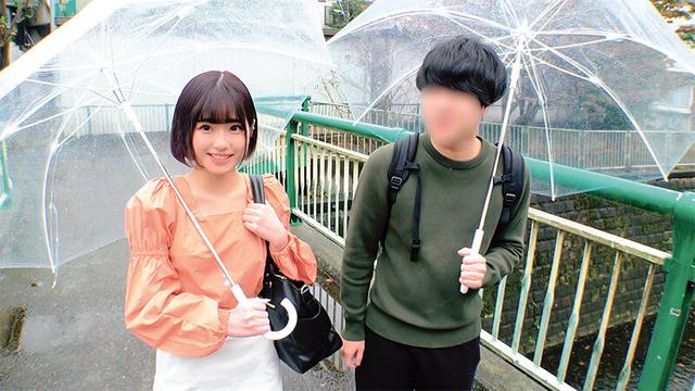 彼氏がいるけど仲良しな友達同士の男女が密着オイルエステぬるぬる素股体験！？おま●ことち●ぽをグチュグチュ擦り合わせる友達男女は理性を保てず欲望のままにヌルっと挿入してしまうのか！？るる＆だい まい＆まさる サンプル画像 4