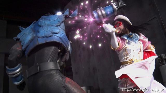 ヒロインハンター開発計画 美少女仮面オーロラ 聖なる戦士から生まれた悪魔、恐怖のオーロラハンター誕生！ 泉りおん サンプル画像 1