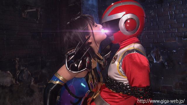 ヒーロー陥落 ヴェルマリア様の虜 堀内美香 サンプル画像 14