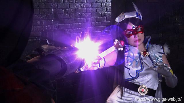 高飛車ヒロイン命乞い ～無様戦闘員堕ち～ 美魔女仮面フォンテーヌ 最上一花 サンプル画像 5